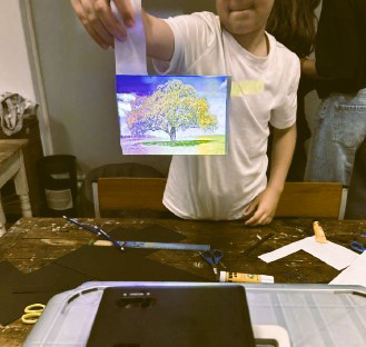 CONSTRUÇÃO DE CÂMARA PINHOLE E NOÇÕES BÁSICAS DE FOTOGRAFIA